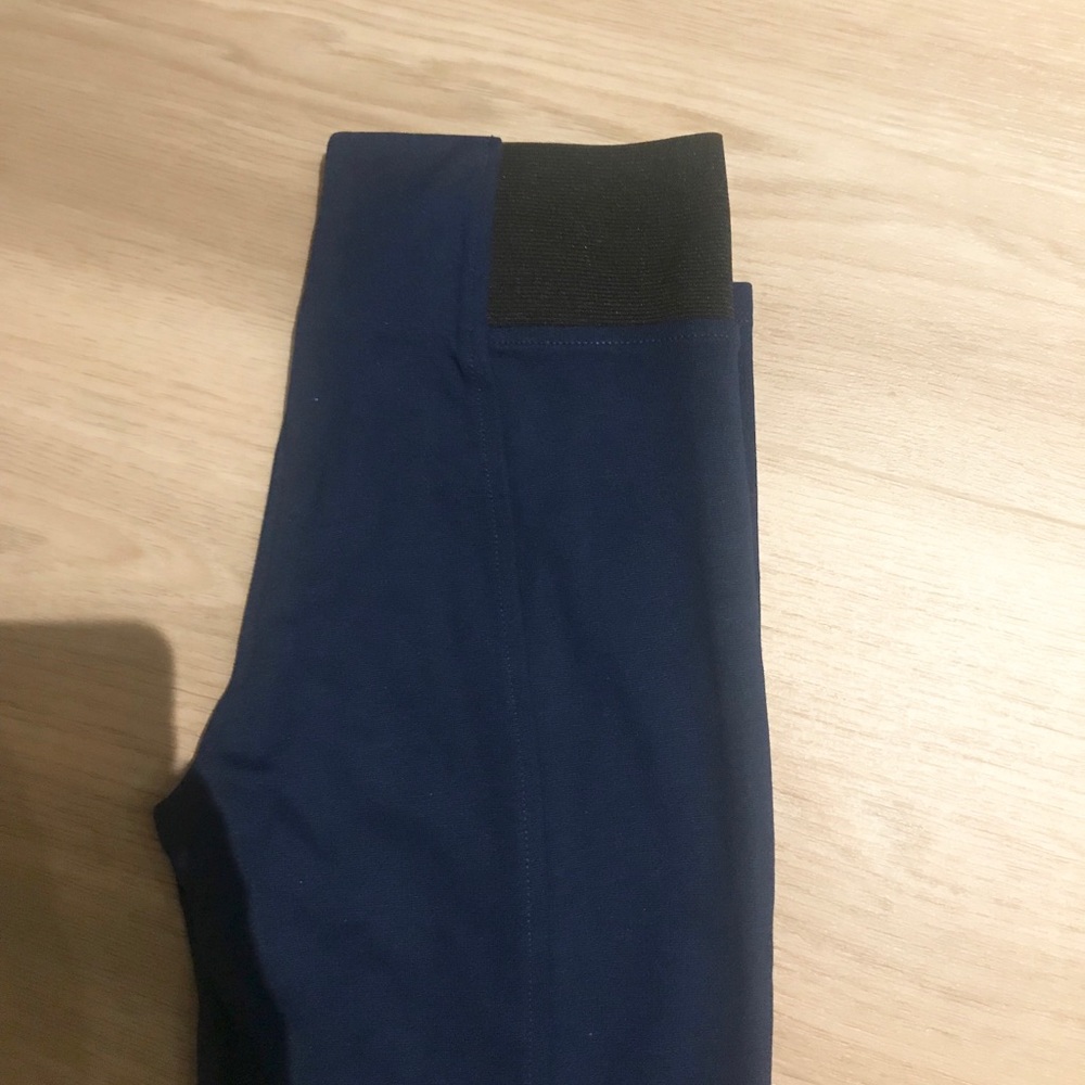 NWT high waist band Navy blue seamed leggings